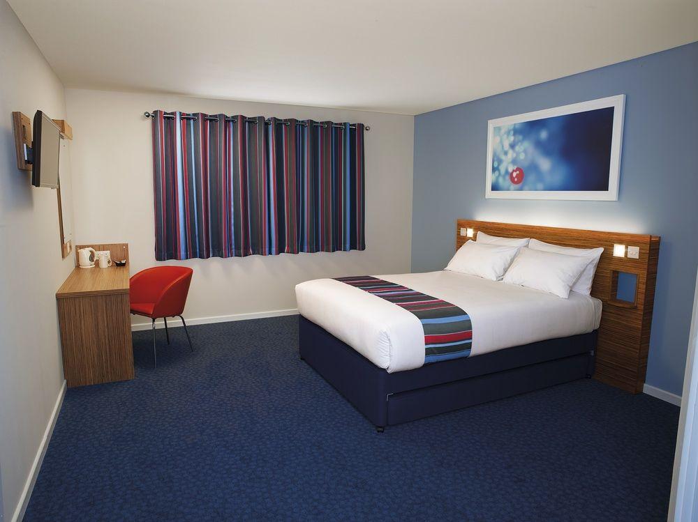 Travelodge Plus Galway Kültér fotó
