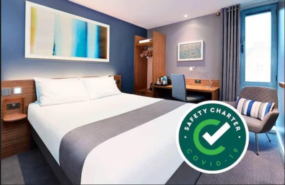 Travelodge Plus Galway Kültér fotó