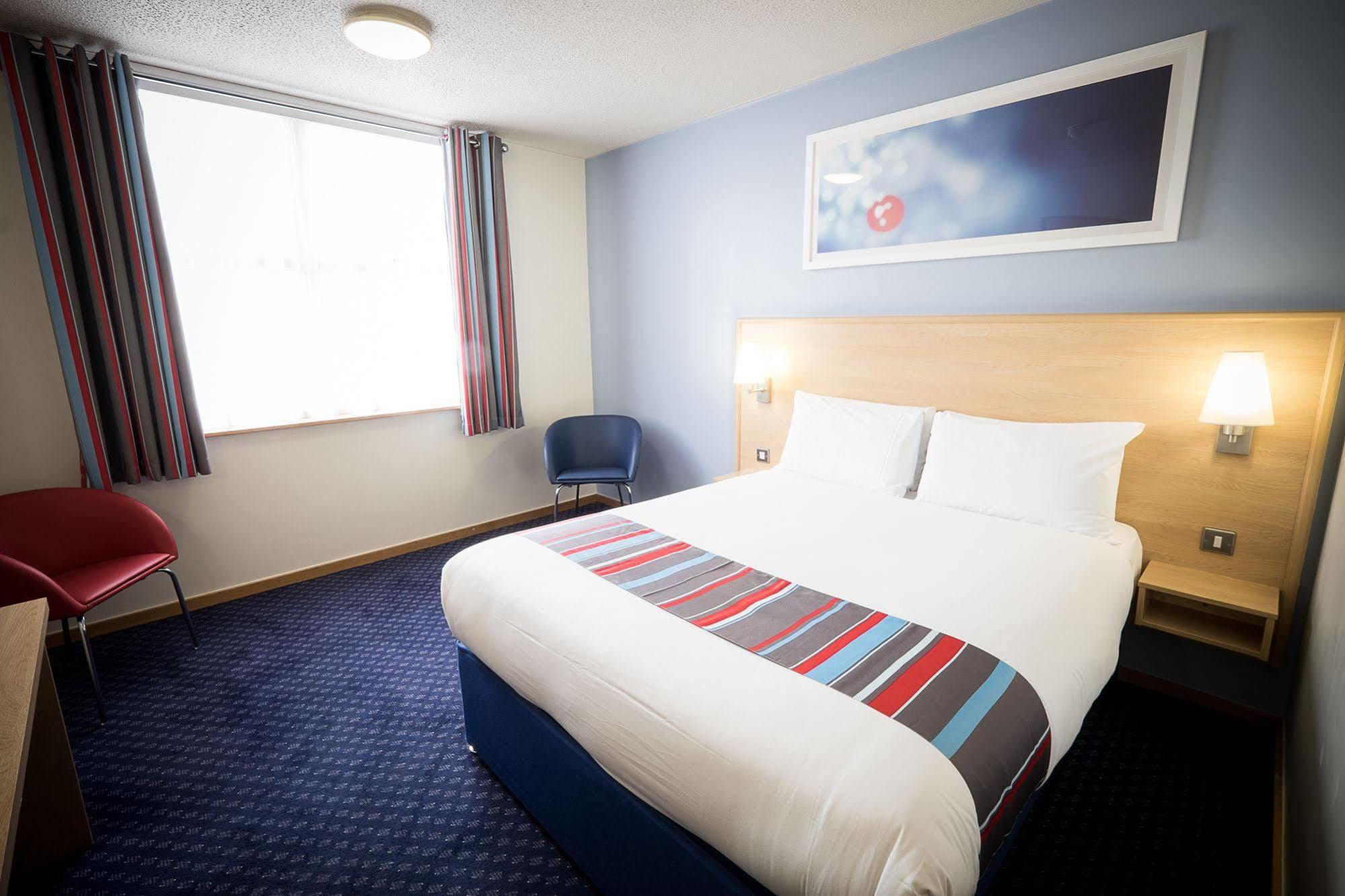 Travelodge Plus Galway Kültér fotó