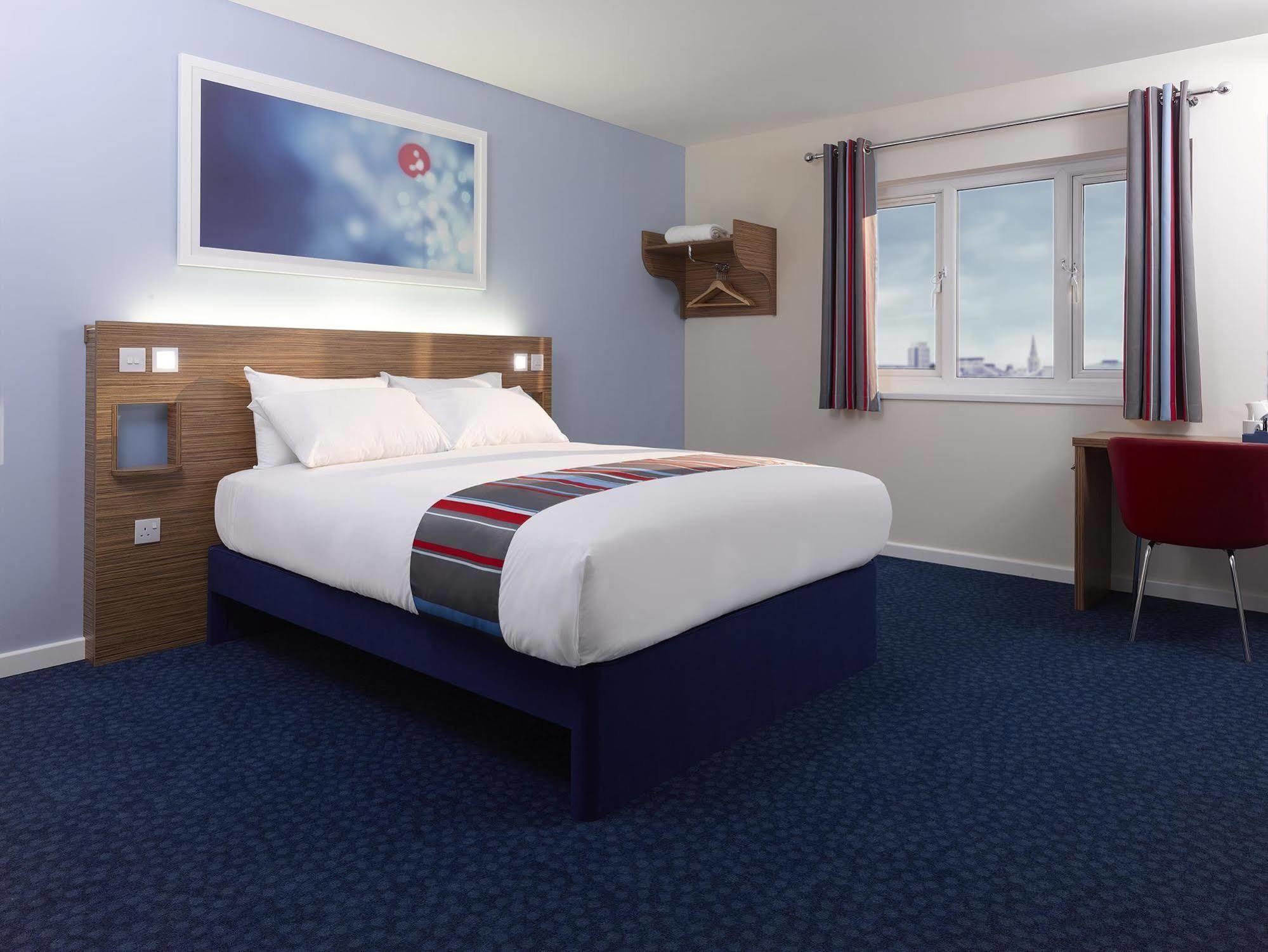Travelodge Plus Galway Kültér fotó