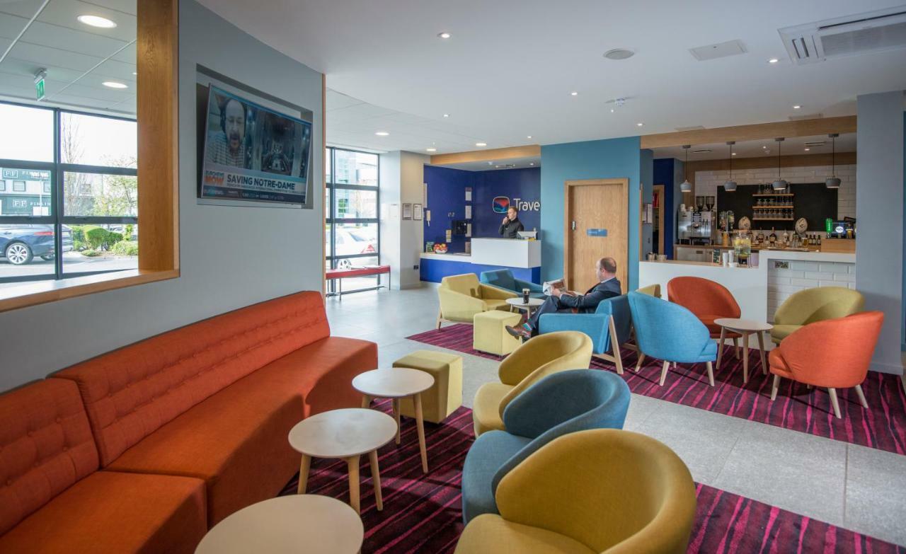 Travelodge Plus Galway Kültér fotó