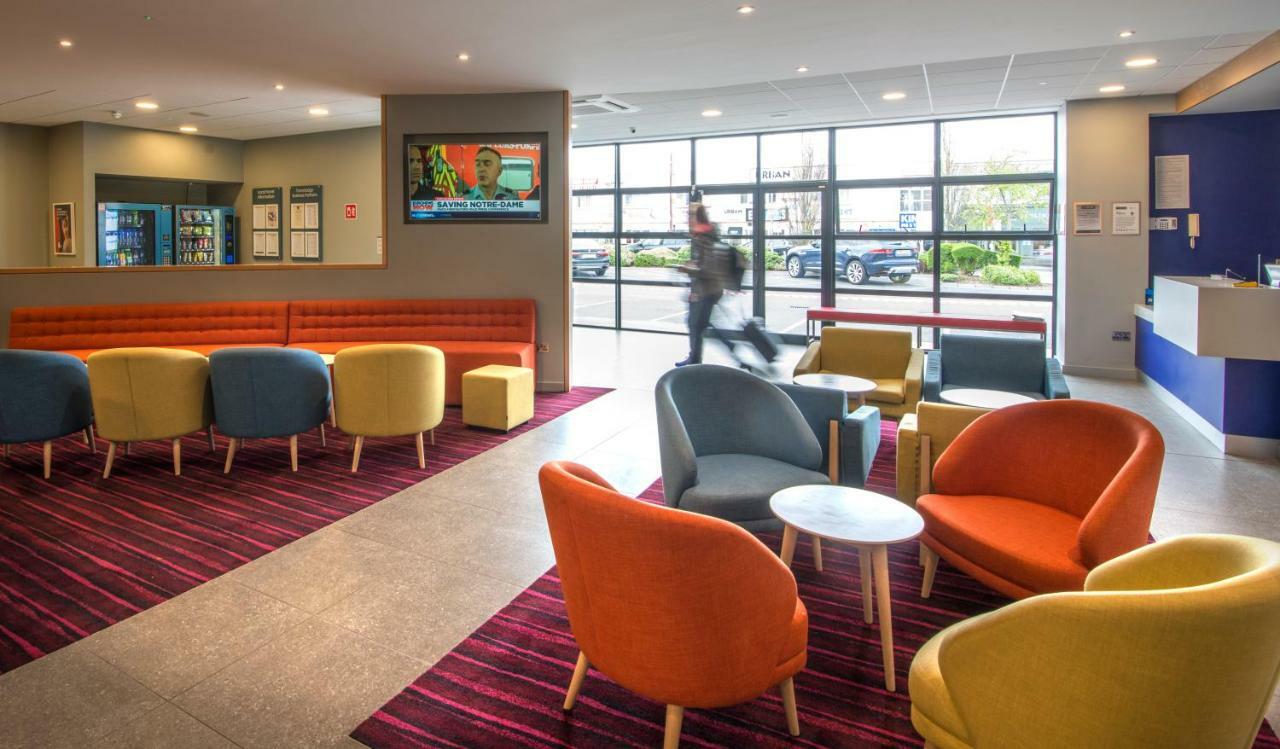 Travelodge Plus Galway Kültér fotó
